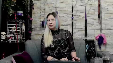 Miss Kazia online show from February 28, 2:12 am