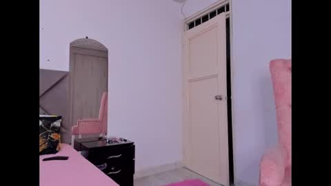 Snapshot of kazumikyo7 chatting on September 24, 1:14 pm kazumikyo7 online show from September 24, 1:14 pm