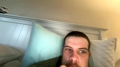 Snapshot of kazzslater chatting on February 11, 1:21 am Kinkyaussielad online show from February 11, 1:21 am