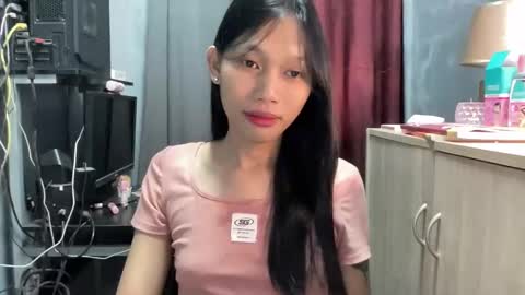 Its me Cora online show from November 9, 5:17 am