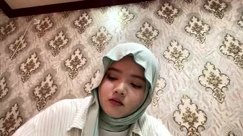 Kate online show from February 19, 7:37 am