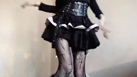 keelyha online show from February 9, 1:04 pm