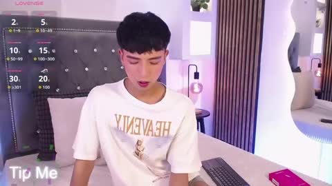 Snapshot of keen_nico chatting on April 18, 12:53 pm nico online show from April 18, 12:53 pm