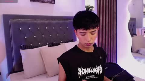 Snapshot of keen_nico chatting on May 1, 12:43 pm nico online show from May 1, 12:43 pm