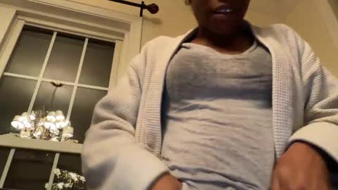 Snapshot of keephimcum69me chatting on December 18, 5:46 am Keephimcum69me online show from December 18, 5:46 am