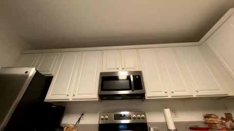 Snapshot of keephimcum69me chatting on February 11, 7:35 am Keephimcum69me online show from February 11, 7:35 am