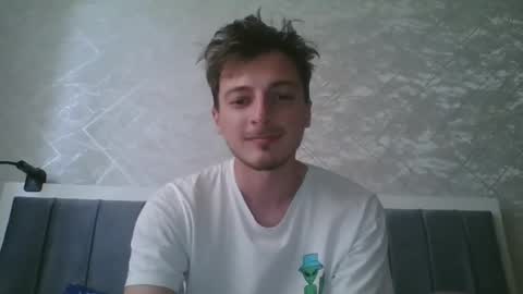 Snapshot of keetherwulf chatting on April 29, 12:53 pm keetherwulf online show from April 29, 12:53 pm