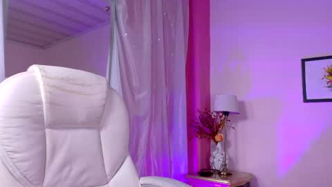    online show from May 13, 3:26 am