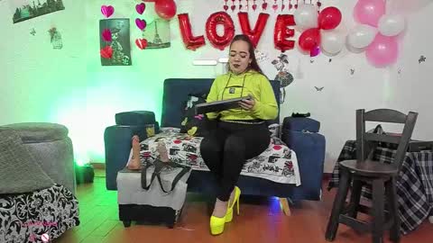 Snapshot of keila_j chatting on February 17, 10:01 am KEILA J online show from February 17, 10:01 am