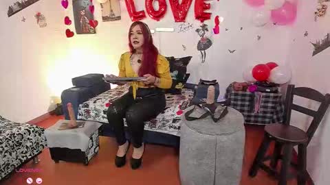 Snapshot of keila_j chatting on February 23, 10:01 am KEILA J online show from February 23, 10:01 am