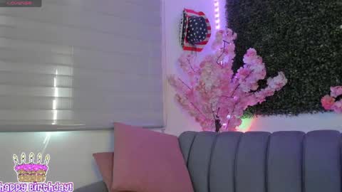 naty online show from May 19, 2:56 pm
