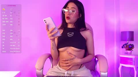 KEILY  online show from December 9, 4:34 am