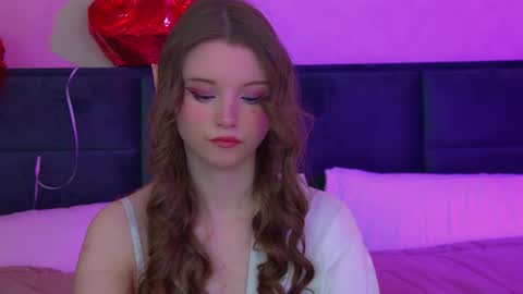 Keira online show from February 15, 6:21 am