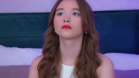 Keira online show from June 7, 6:17 am