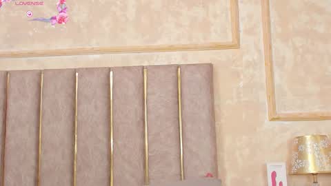 keirahartz online show from February 28, 6:54 am