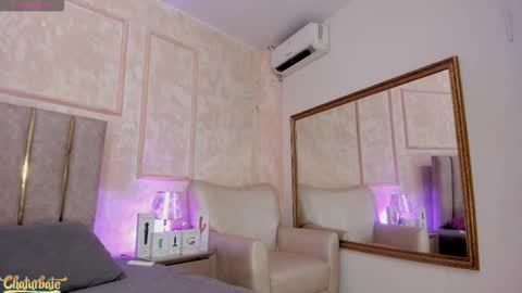 keirahartz online show from November 20, 3:50 am