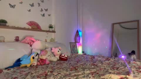 Snapshot of keirasworld chatting on January 9, 12:13 am keira online show from January 9, 12:13 am