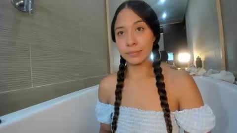 Snapshot of keiry_gonzalez11_aws chatting on September 19, 1:18 am keiry_gonzalez11_aws online show from September 19, 1:18 am