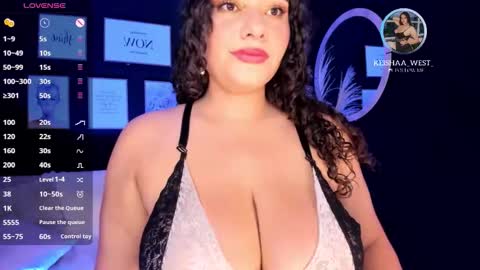 Snapshot of keisha_west chatting on September 10, 5:40 am Keisha online show from September 10, 5:40 am