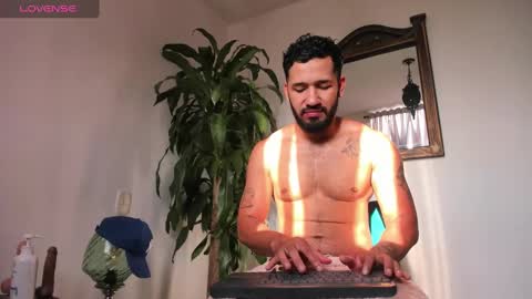 Keith  online show from January 26, 12:43 pm