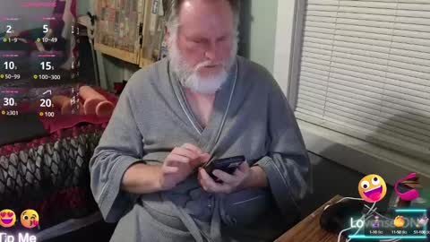 Snapshot of keithobrian chatting on March 1, 4:04 am Keithobrian online show from March 1, 4:04 am