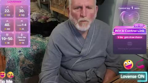 Snapshot of keithobrian chatting on April 13, 2:28 am Keithobrian online show from April 13, 2:28 am