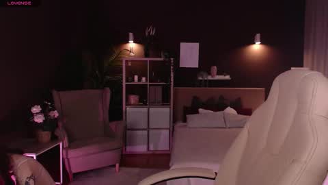 Rina online show from September 28, 7:36 am