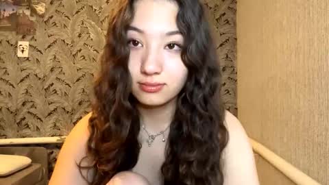 Snapshot of kelikurtulus chatting on September 19, 11:11 am Kely online show from September 19, 11:11 am