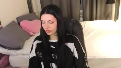 Kelly online show from May 16, 6:32 am