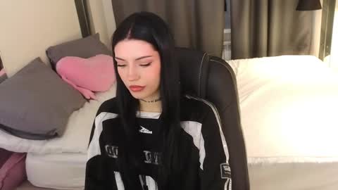 Kelly online show from May 16, 6:54 am