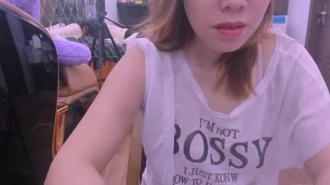 Kelly online show from May 19, 2:29 am