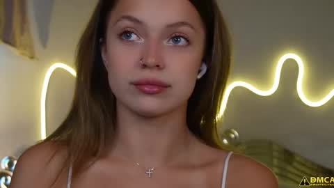 Kelly online show from March 5, 5:25 am