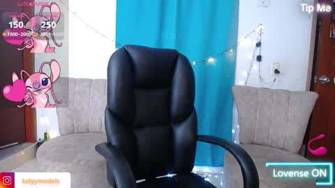 elena online show from October 7, 9:01 pm