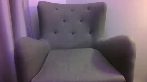 kellyb23 online show from November 6, 12:11 am