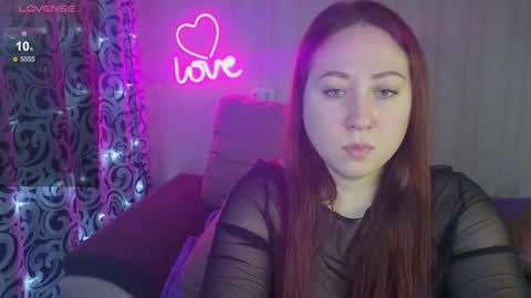 Snapshot of kellycrystall chatting on December 19, 8:43 am kellycrystall online show from December 19, 8:43 am