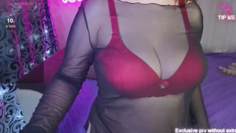 Snapshot of kellycrystall chatting on December 20, 8:10 am kellycrystall online show from December 20, 8:10 am