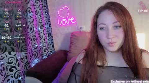 Snapshot of kellycrystall chatting on January 15, 6:18 am kellycrystall online show from January 15, 6:18 am