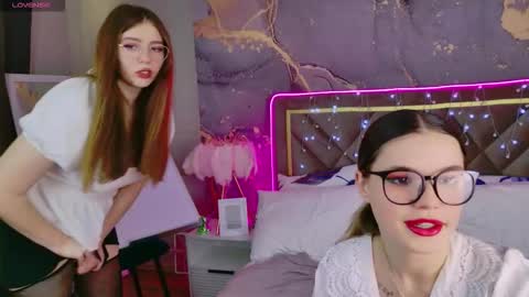 Snapshot of kellyhayden chatting on February 7, 12:53 pm Kelly online show from February 7, 12:53 pm