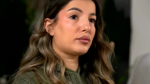 Denise online show from February 22, 2:02 am