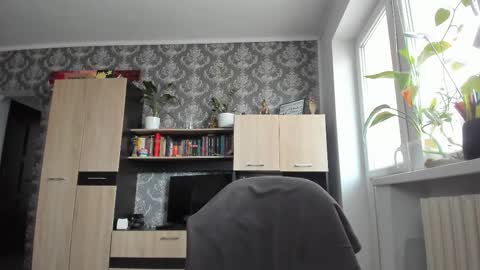 Snapshot of kellymorgan_ chatting on February 5, 8:52 am Monday - Friday 08 am - 3 pm GMT 3 online show from February 5, 8:52 am