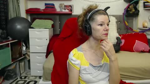 kelly online show from January 14, 6:07 pm