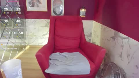 Snapshot of kellysuper chatting on October 4, 7:17 am Kelly online show from October 4, 7:17 am