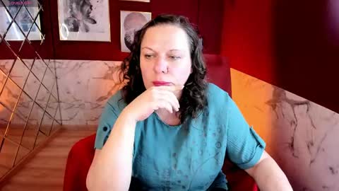Kelly online show from May 10, 8:25 pm