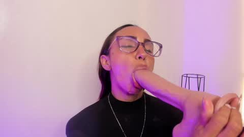 Snapshot of kelsey_foxyy chatting on March 11, 10:53 pm Kelsey online show from March 11, 10:53 pm