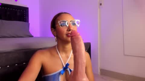 Snapshot of kelsey_foxyy chatting on March 26, 12:22 pm Kelsey online show from March 26, 12:22 pm