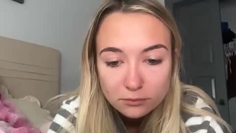 Kelsey Blu online show from April 30, 10:36 pm
