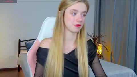 Kelsi online show from September 16, 1:12 pm