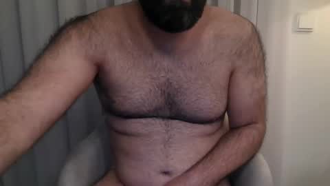 Snapshot of kemalabi99 chatting on April 7, 11:26 pm Kemalabi99 online show from April 7, 11:26 pm