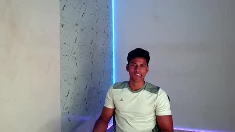 ken__owensx online show from September 24, 3:04 pm