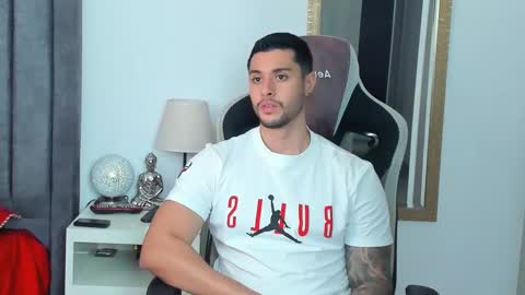 ken_mailik online show from March 10, 2:38 am